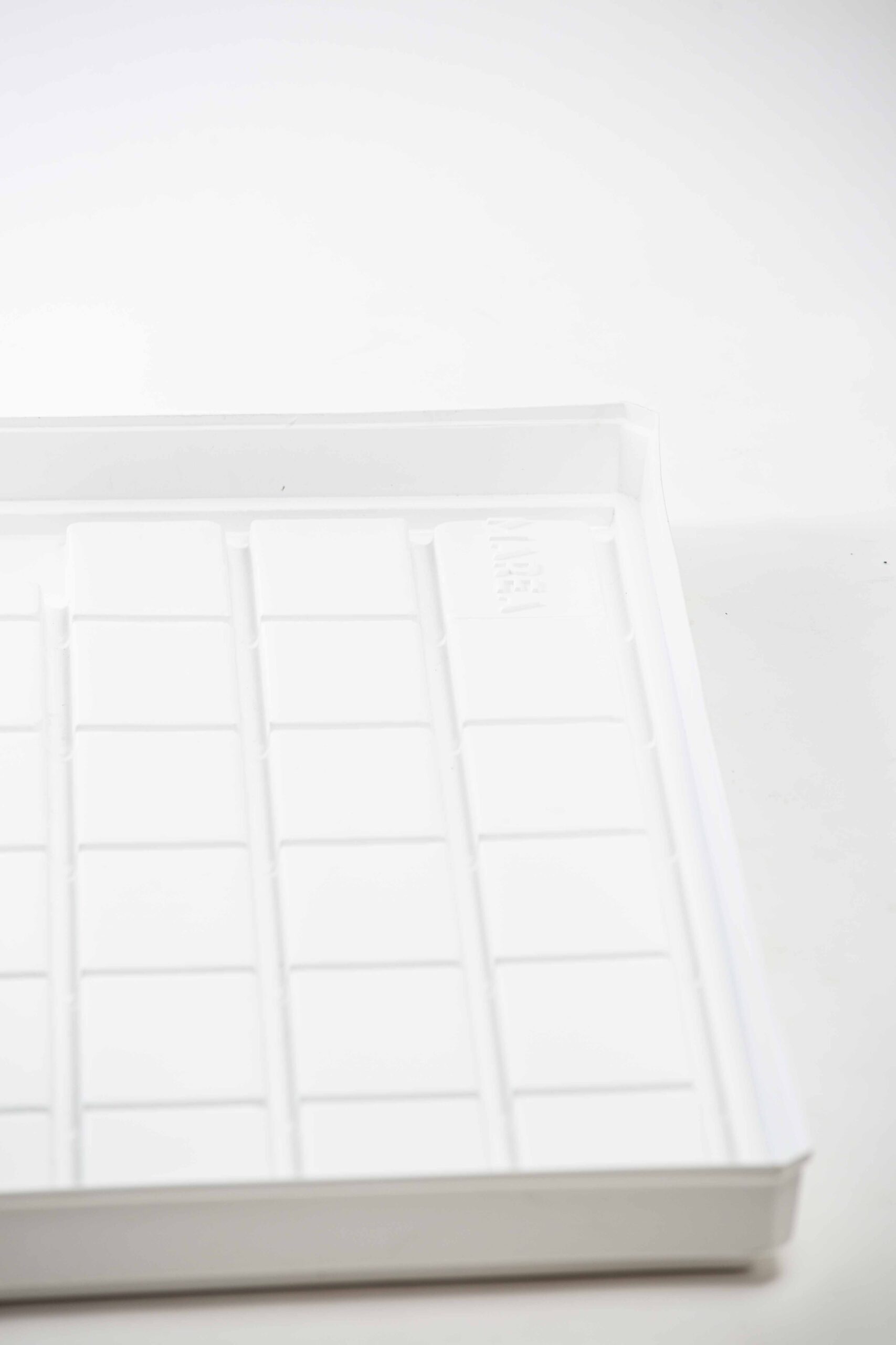 Bandeja de drenaje para cultivo blanca 75x75cm - Imagen 4